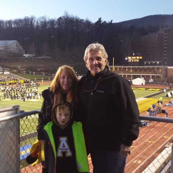 Meet your Posher, Linda - Picture 1 of 1